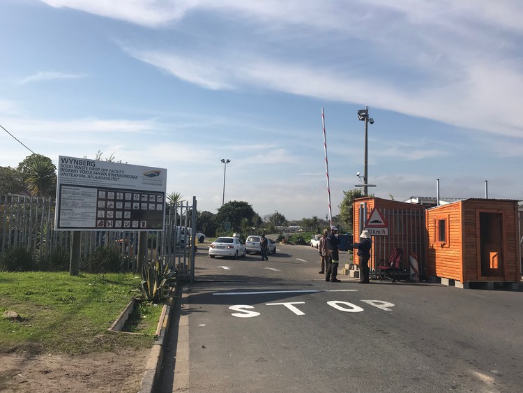 tender-dispute-disrupts-city-of-cape-town-s-waste-recycling-groundup